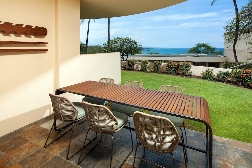 Suite, 1 Bedroom, Lanai (ground Floor)