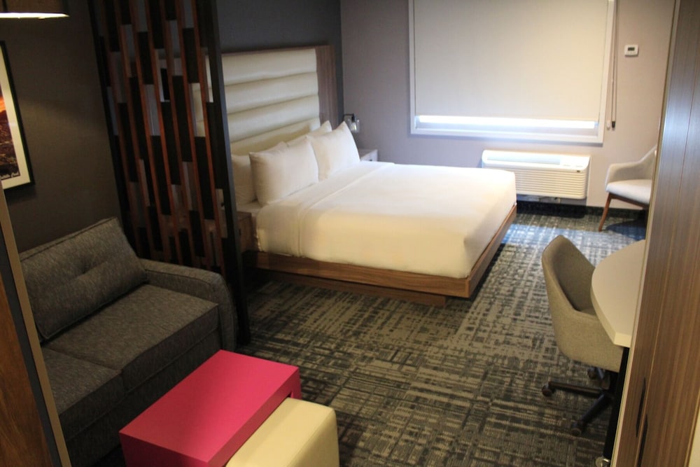 Studio Suite, 1 King Bed