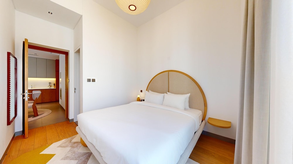 Apartment, 2 Bedrooms, Balcony, City View photo 1