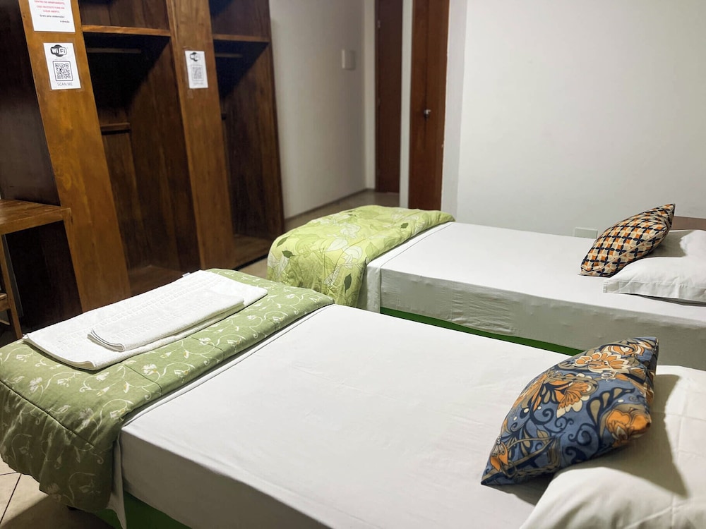 Standard Room, 2 Twin Beds - Photo 1
