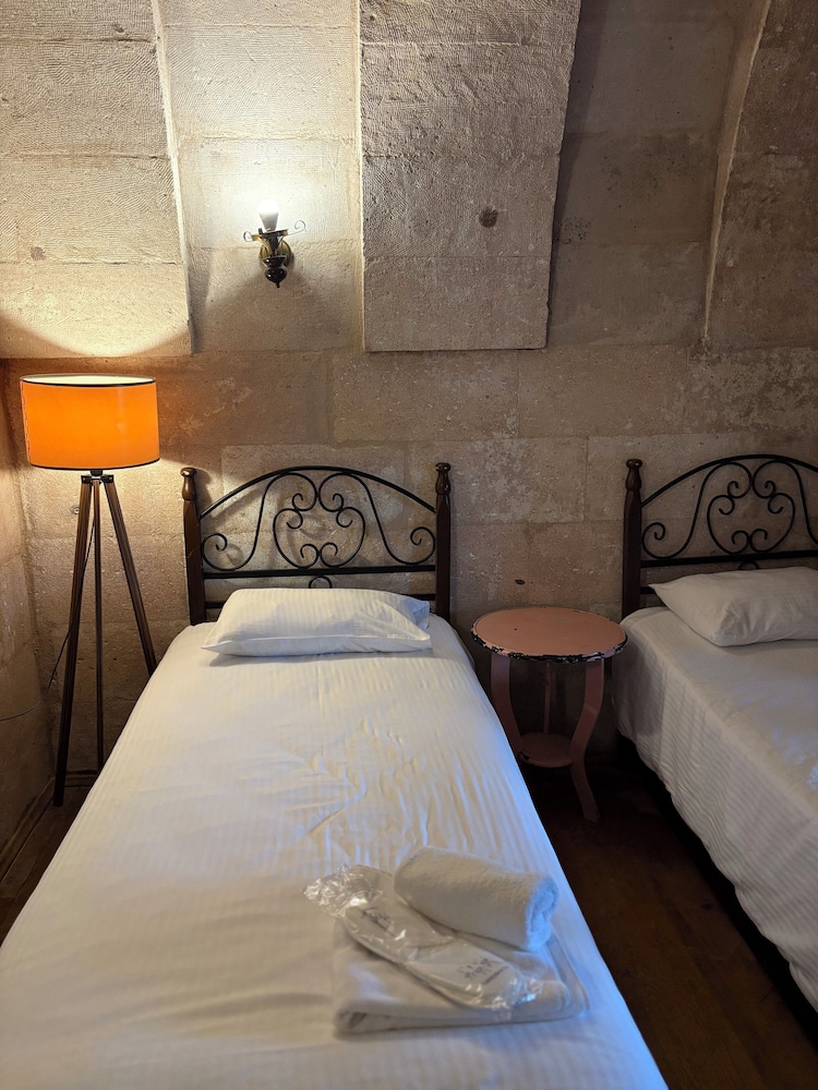 Deluxe Twin Room photo 1