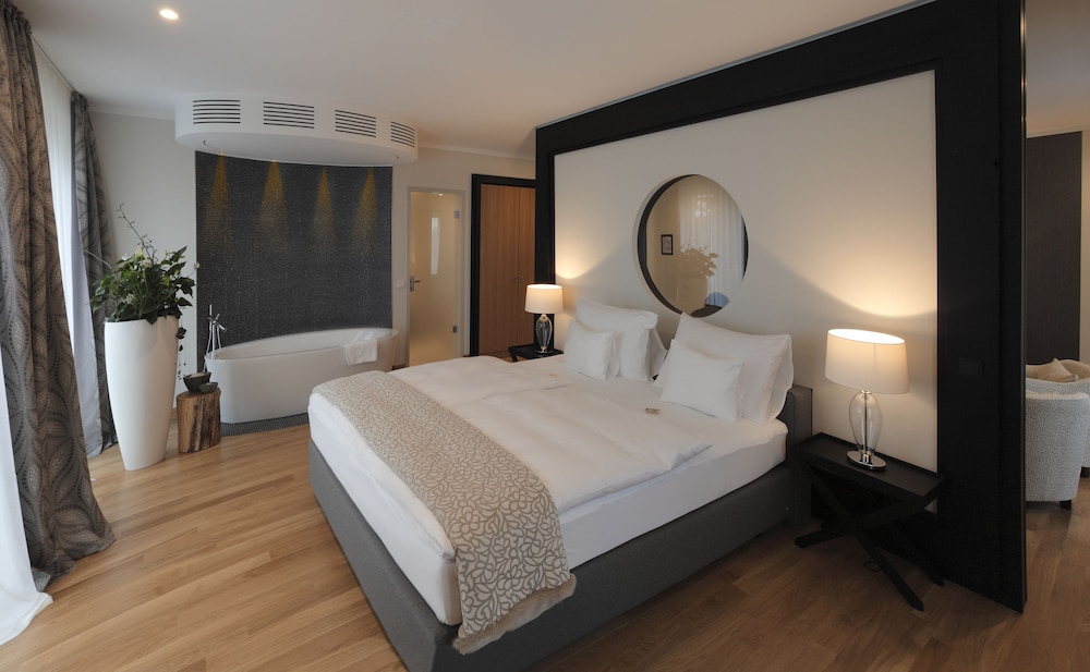 Suite photo 1