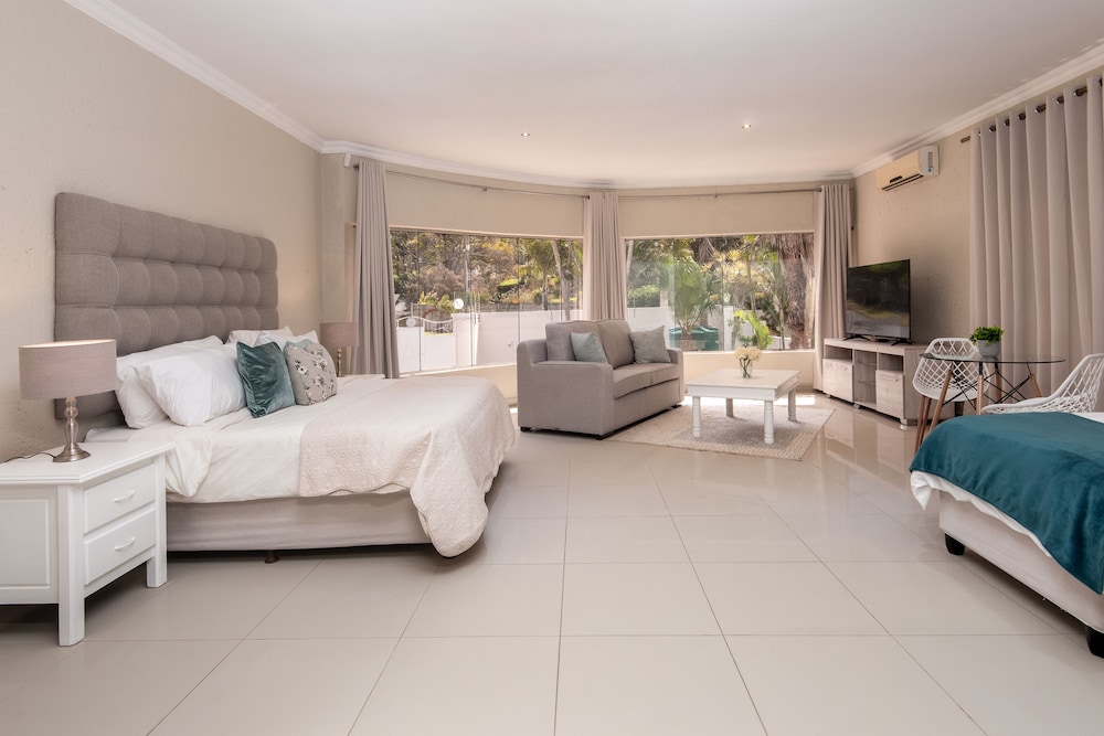 Family Suite photo 2