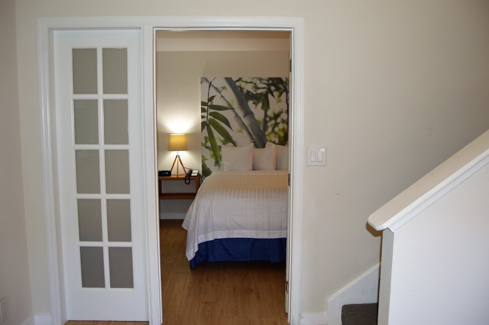 Two Bedroom Penthouse Double photo 2