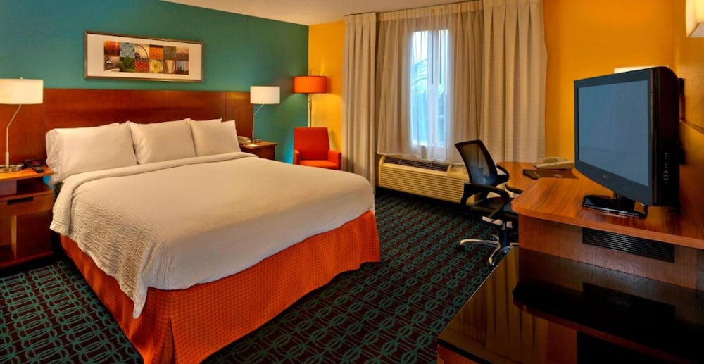 Room, 2 Double Beds (Mobility/Hearing Accessible, Tub) - Photo 1