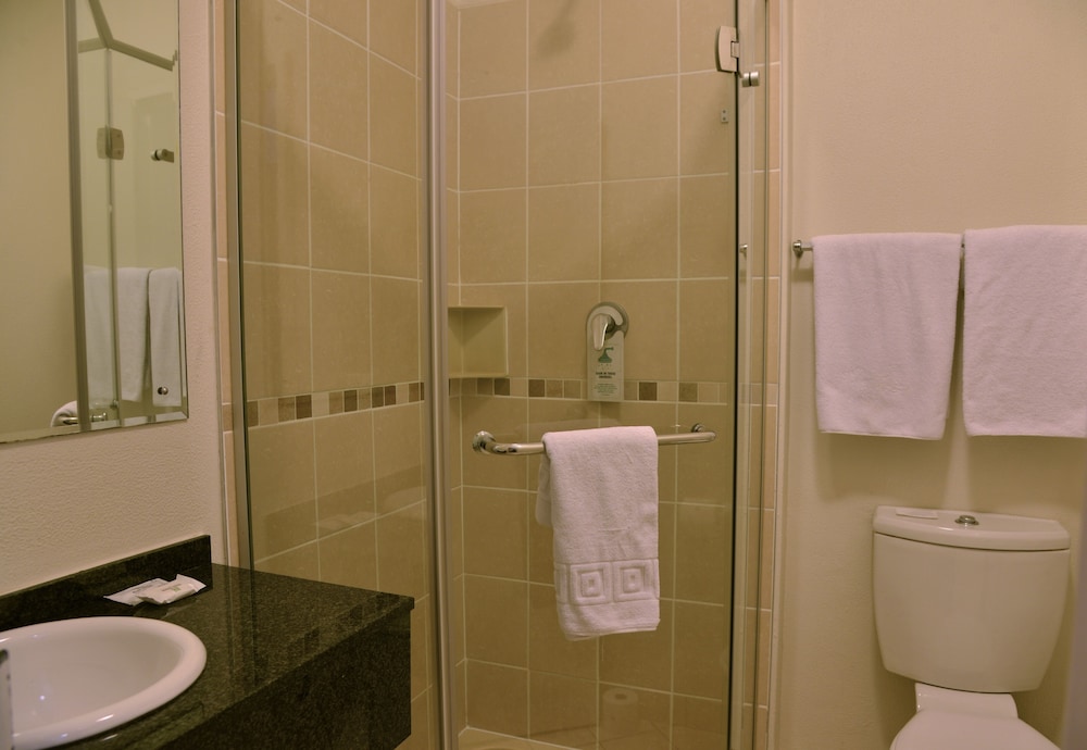 Road Lodge Cape Town International Airport — photo 27