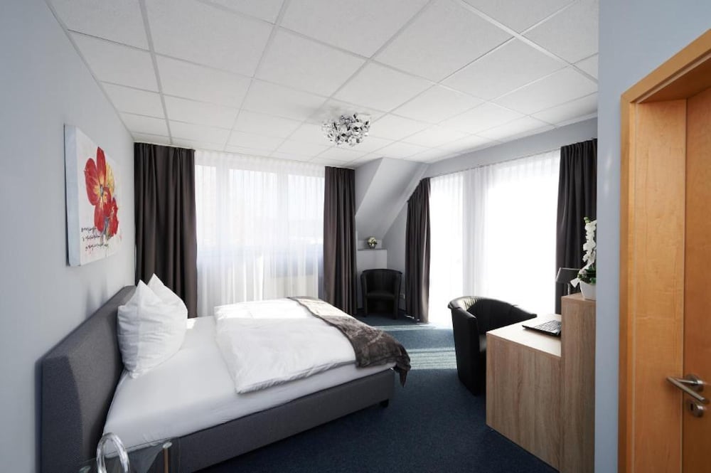 Comfort Single Room