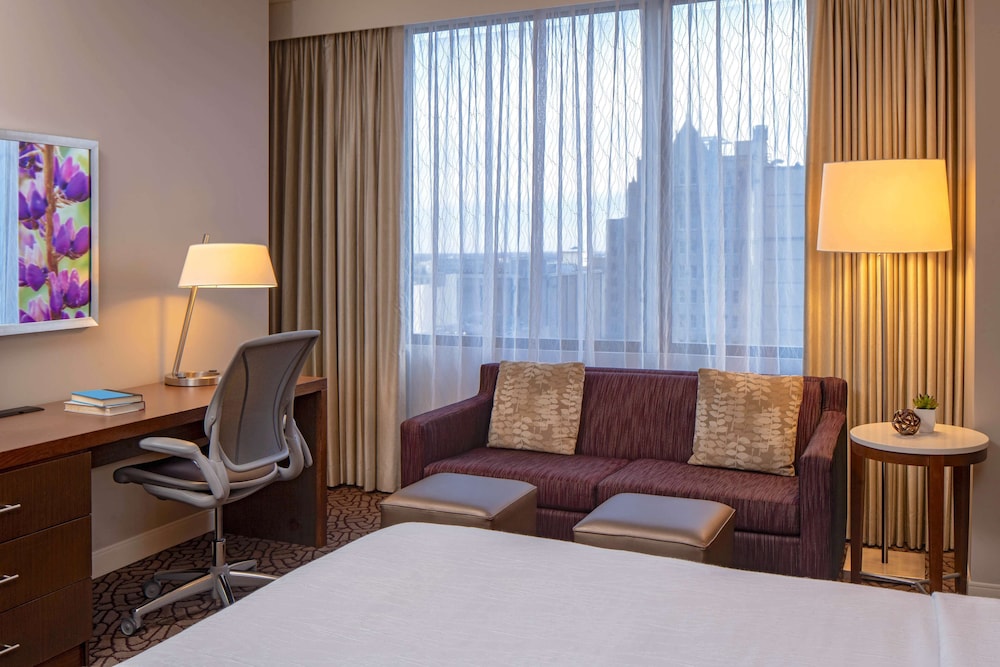 Deluxe Room, 1 King Bed