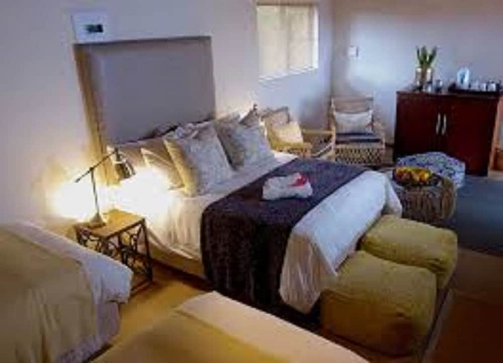 Family Room photo 1