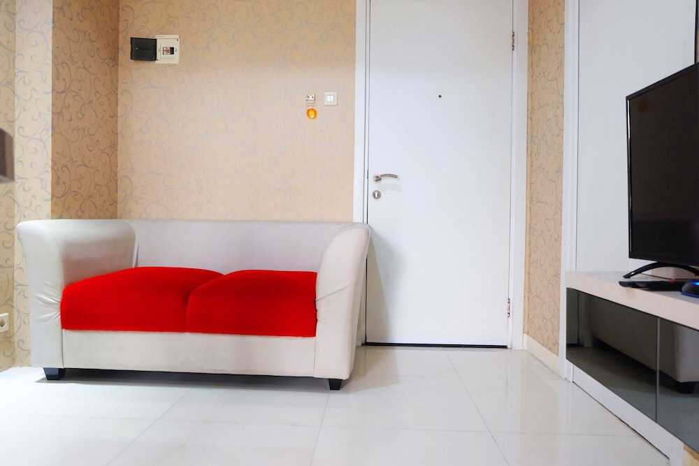 Room - Photo 11