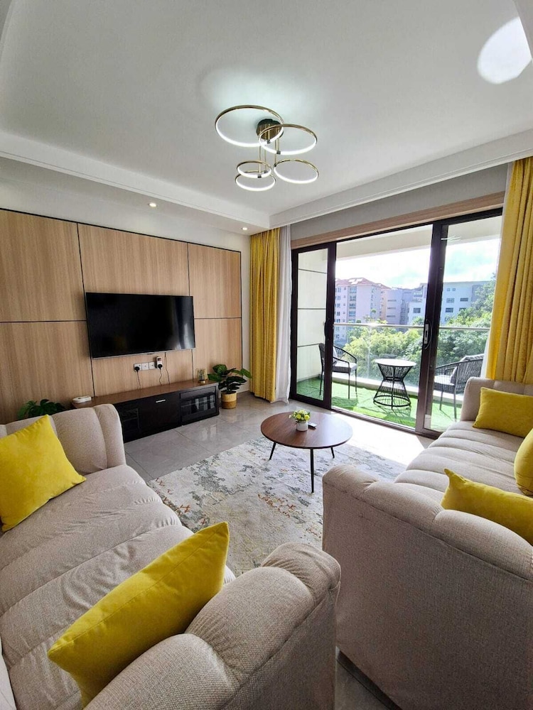Executive Apartment, Balcony, City View