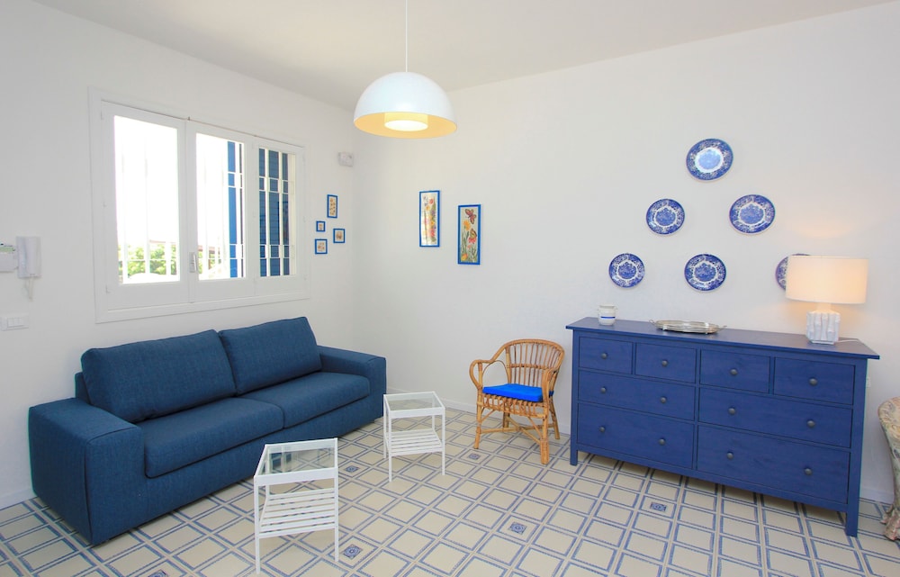 Apartment, Accessible, Patio