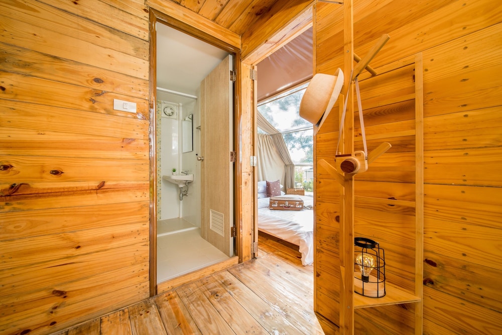 Two Bedroom Tent - Photo 7