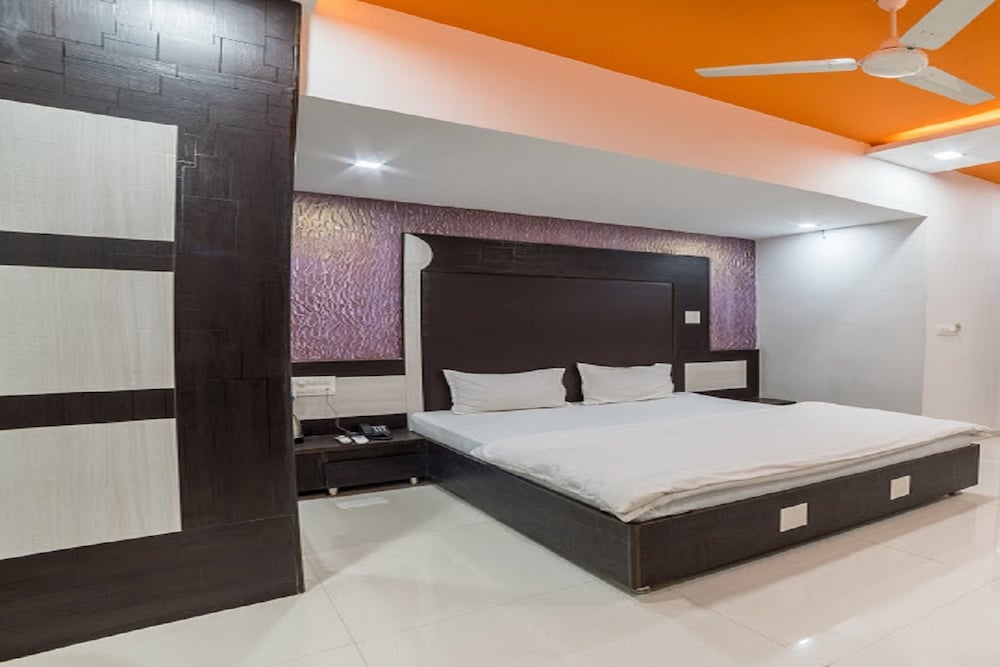 Deluxe Room, 1 Double Bed photo 3