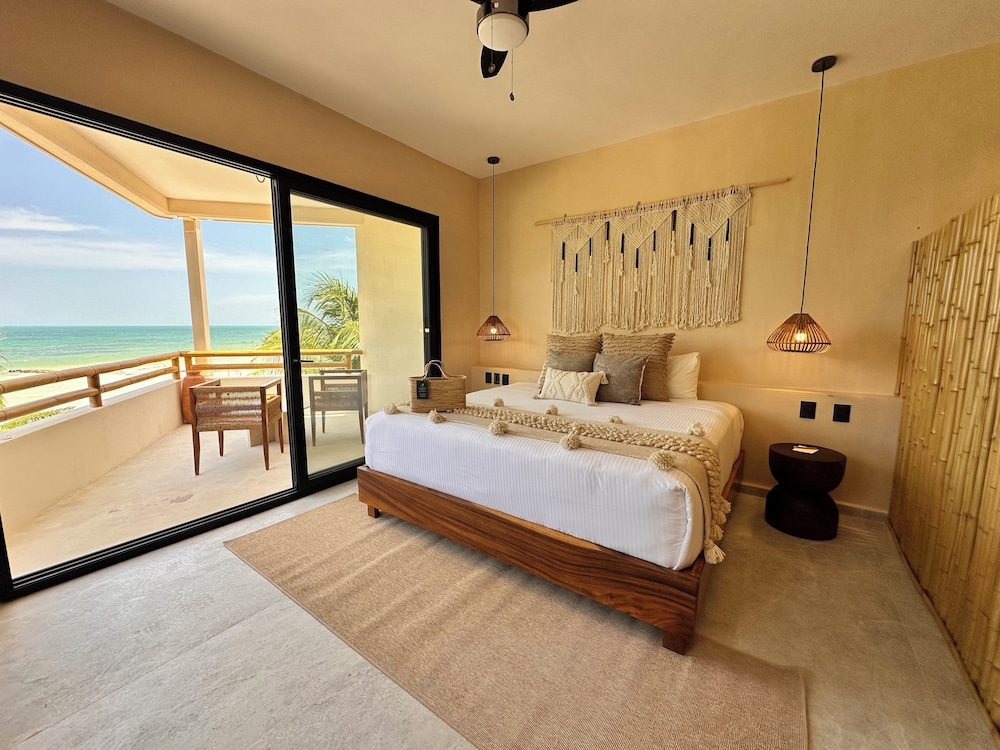 Deluxe Room, Ocean View