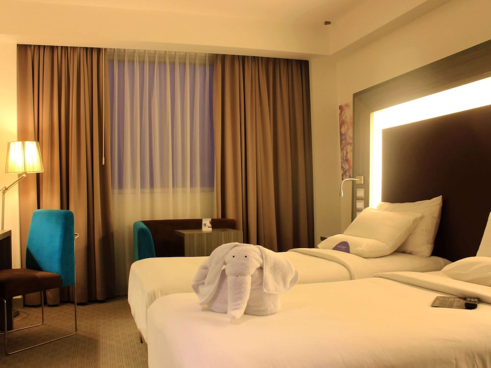 Standard Twin Room, 2 Twin Beds - Photo 8