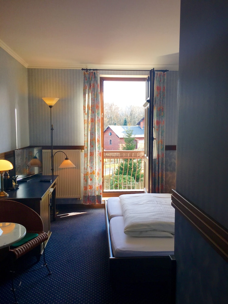 Classic Double Room, Balcony photo 1