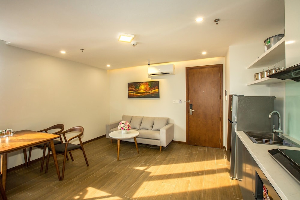 City Apartment, 2 Bedrooms - Photo 3