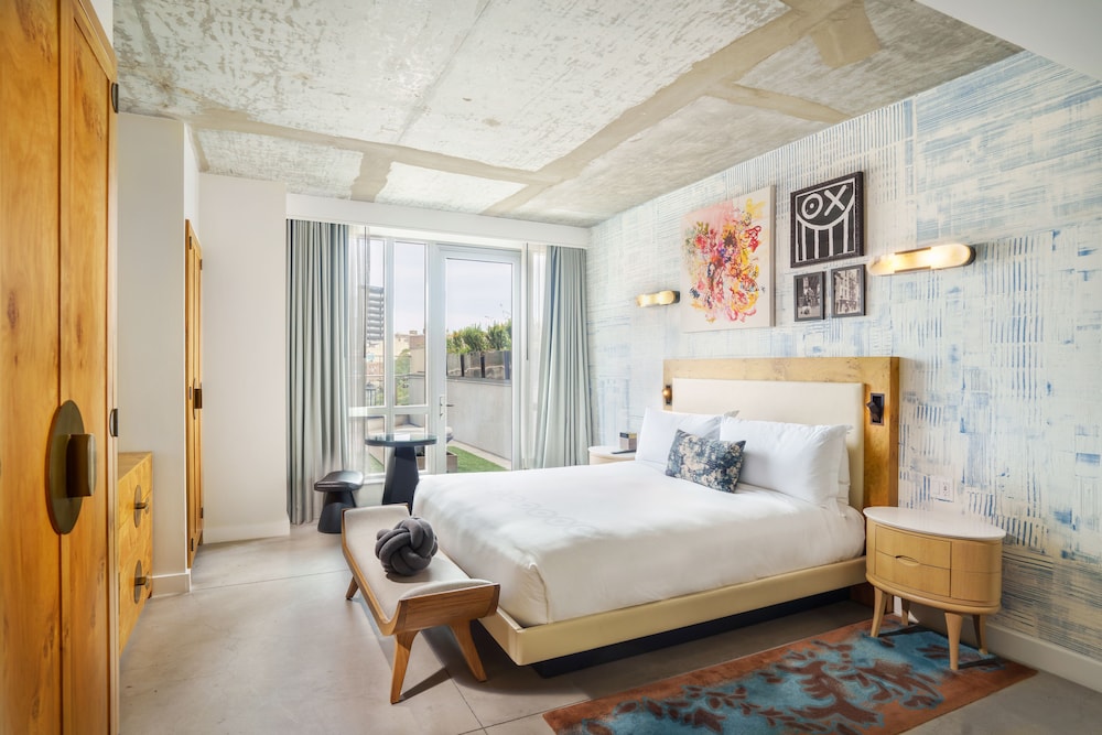 Suite (Manhattan Bridge View)