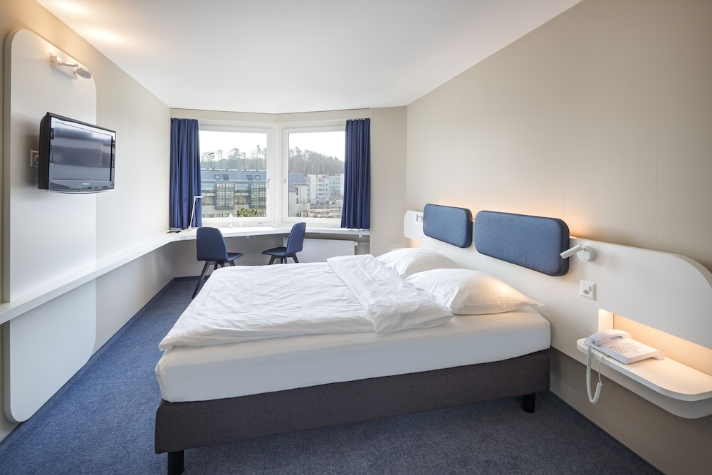 Double Room - Photo 6