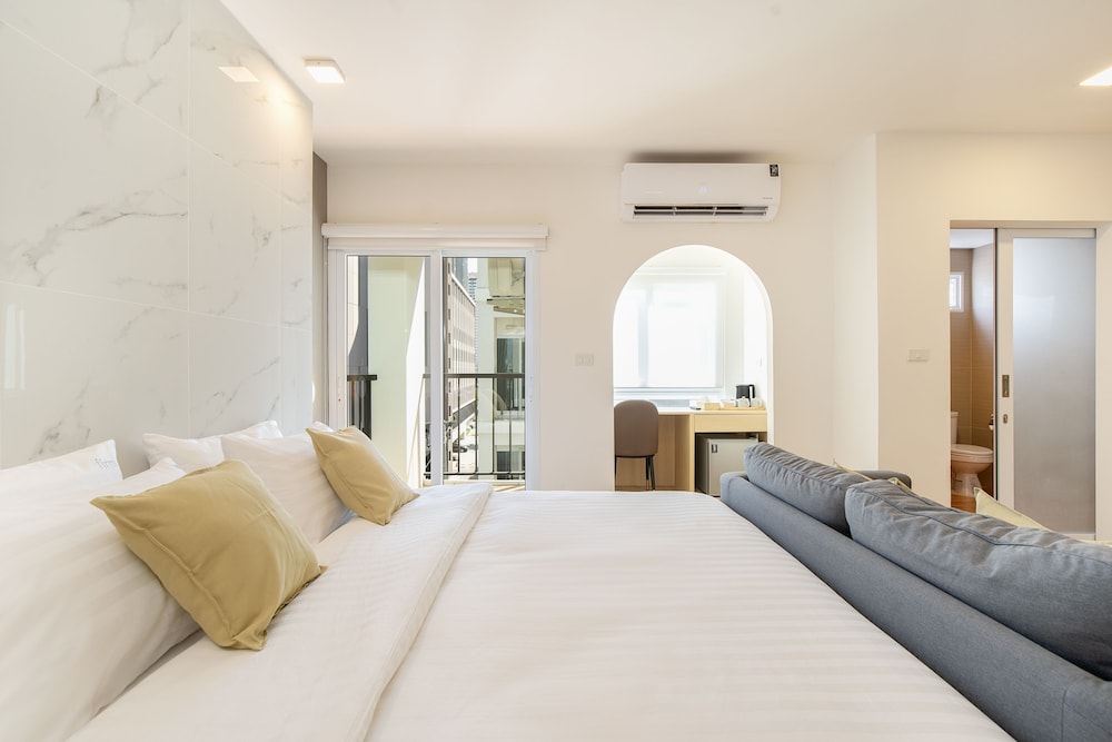 Suite, 1 Bedroom with balcony photo 3