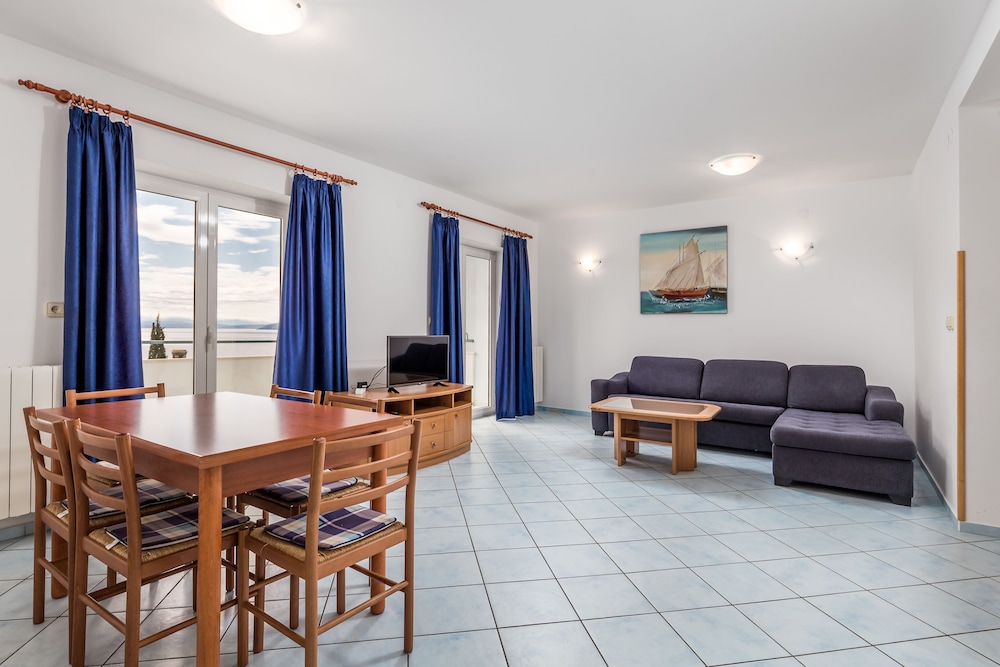 Deluxe Apartment, 1 Bedroom, Terrace photo 1
