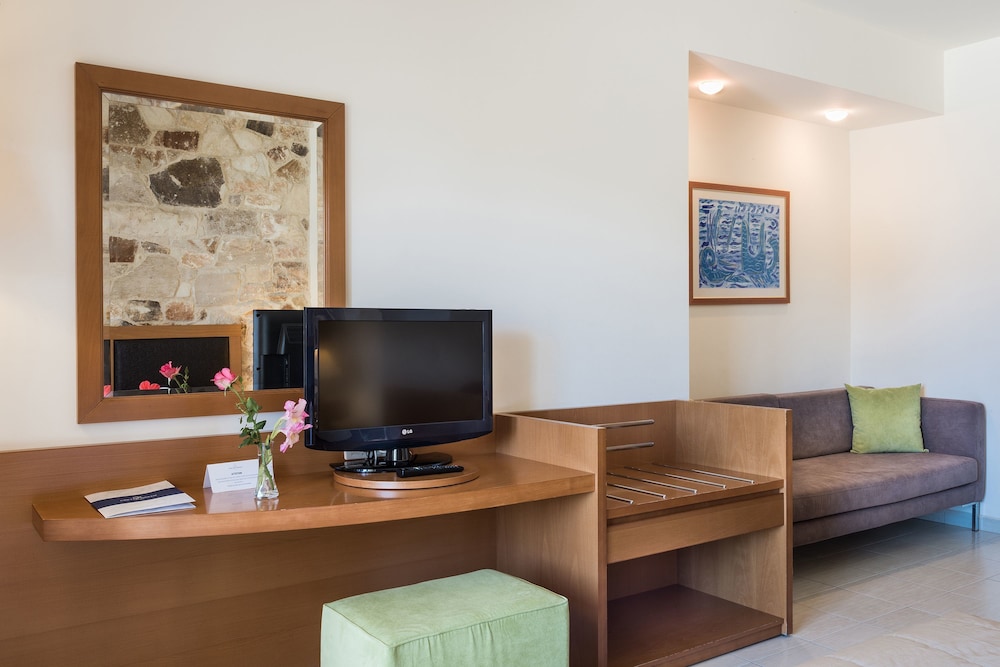 Inland View Room - Photo 11