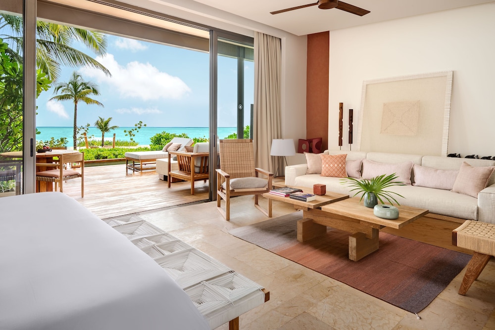 Suite, Lagoon View, Beachside - Photo 7