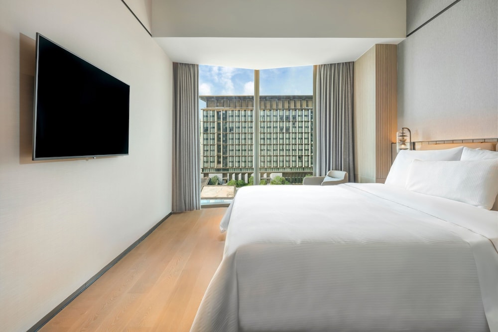 Suite, 1 Bedroom photo 1