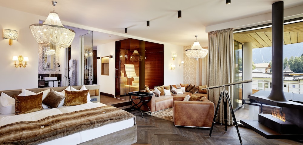 Suite schau Ludwig photo