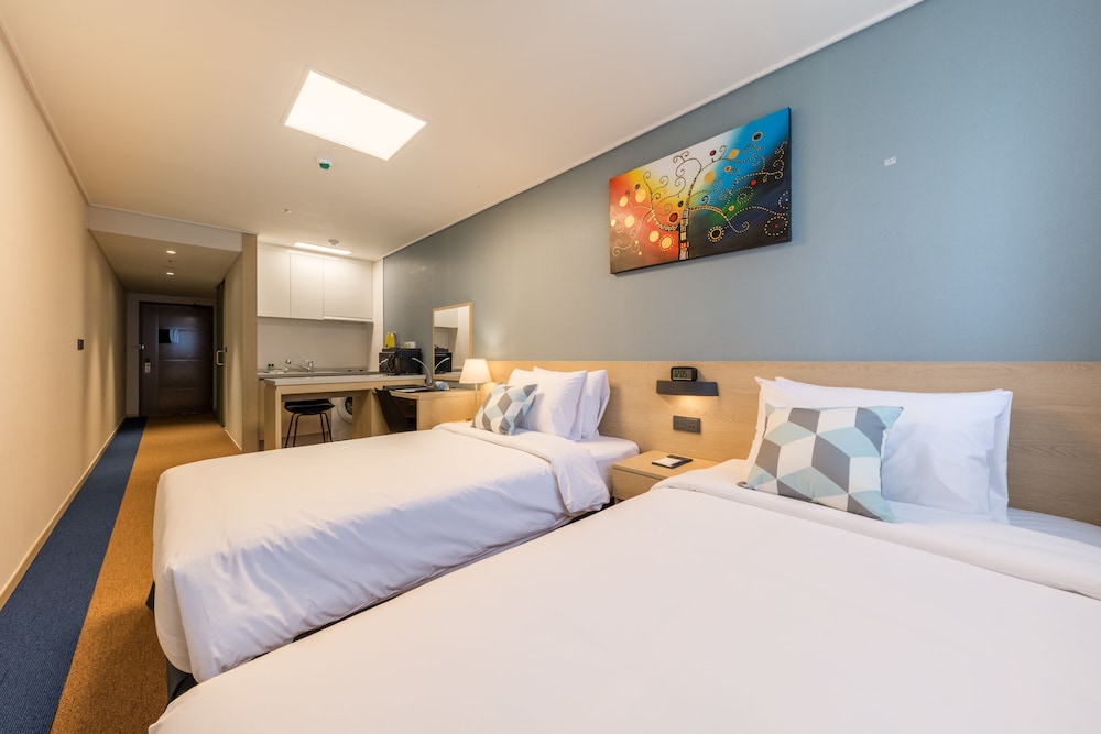 Deluxe Twin Room photo 1