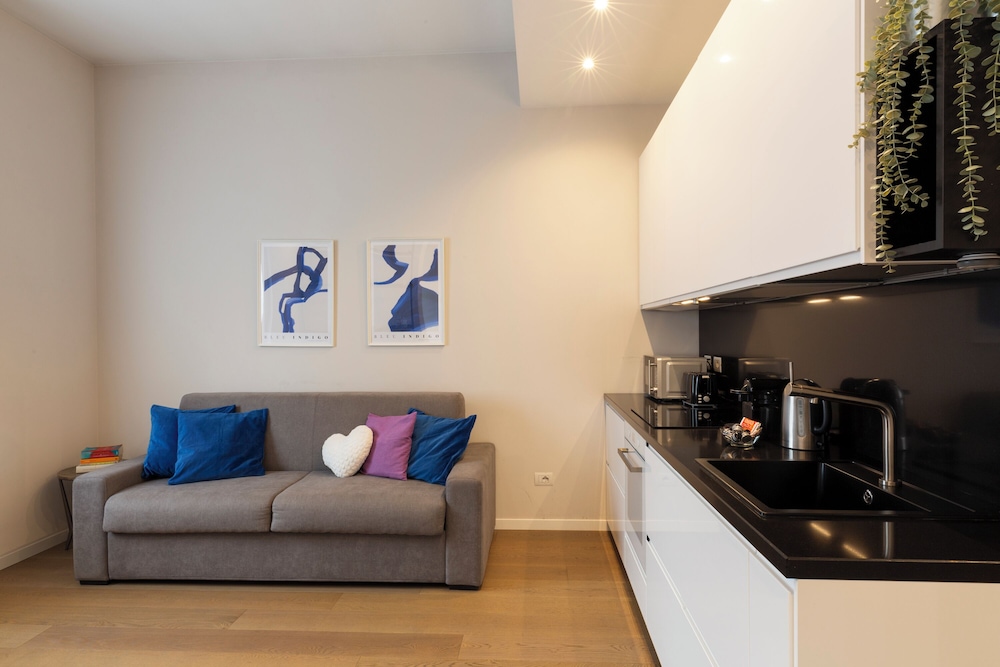 Deluxe Apartment, City View