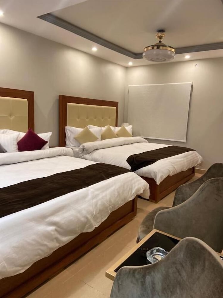 Executive Triple Room