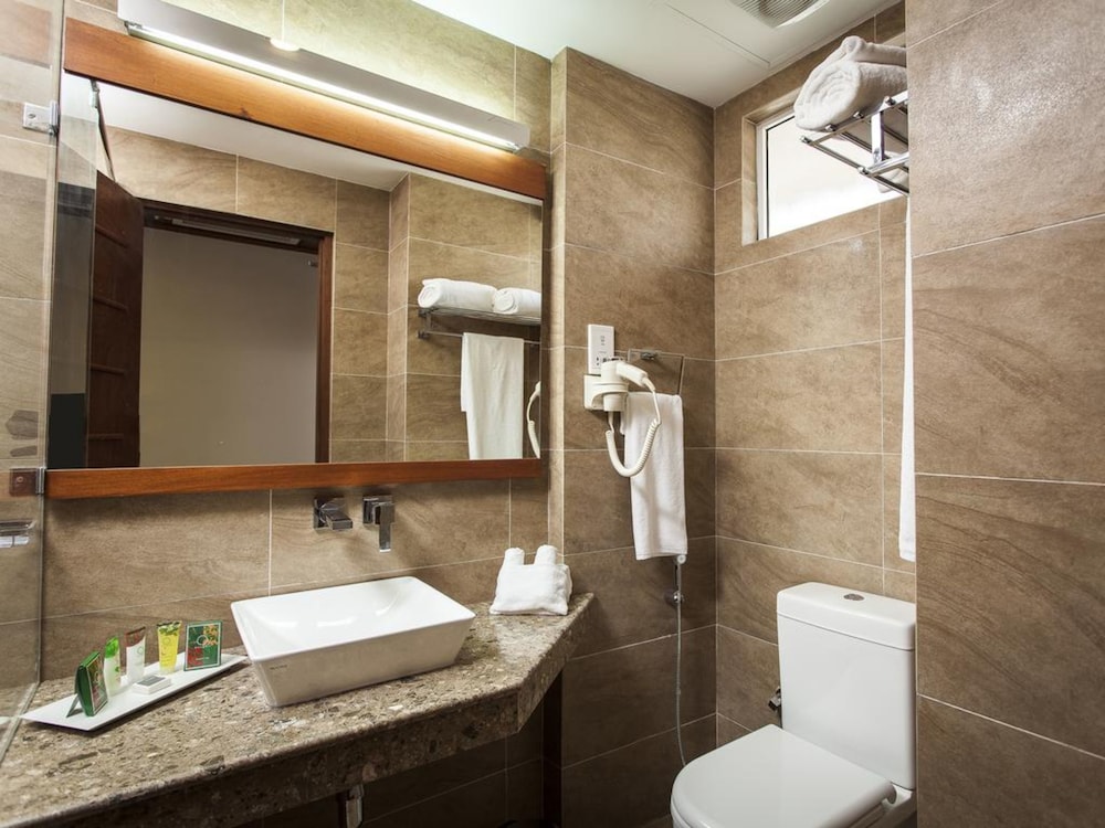 Superior Double or Twin Room, Ocean View photo 3