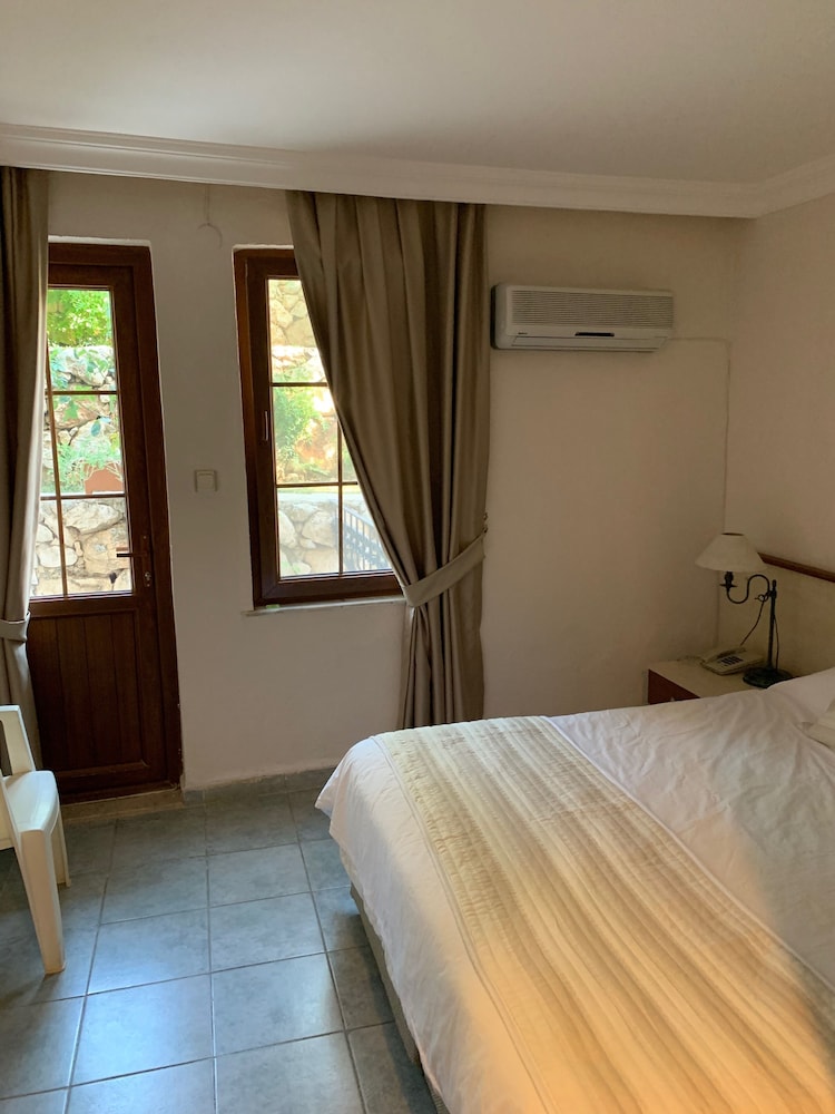 Economy Double Room - Photo 1