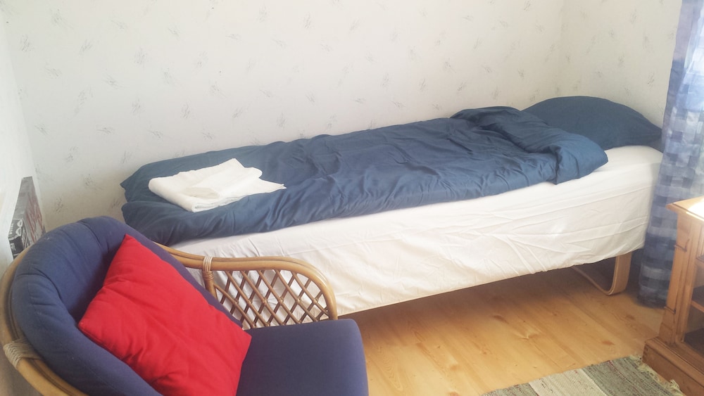 Economy Double Room, Garden View photo 3