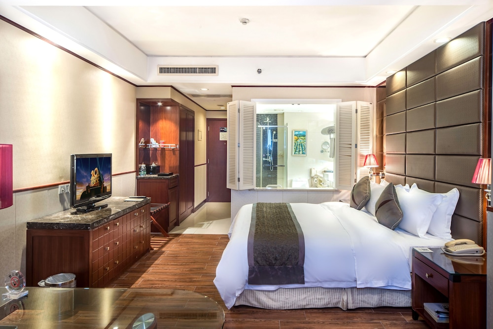 Deluxe Double Room photo 3