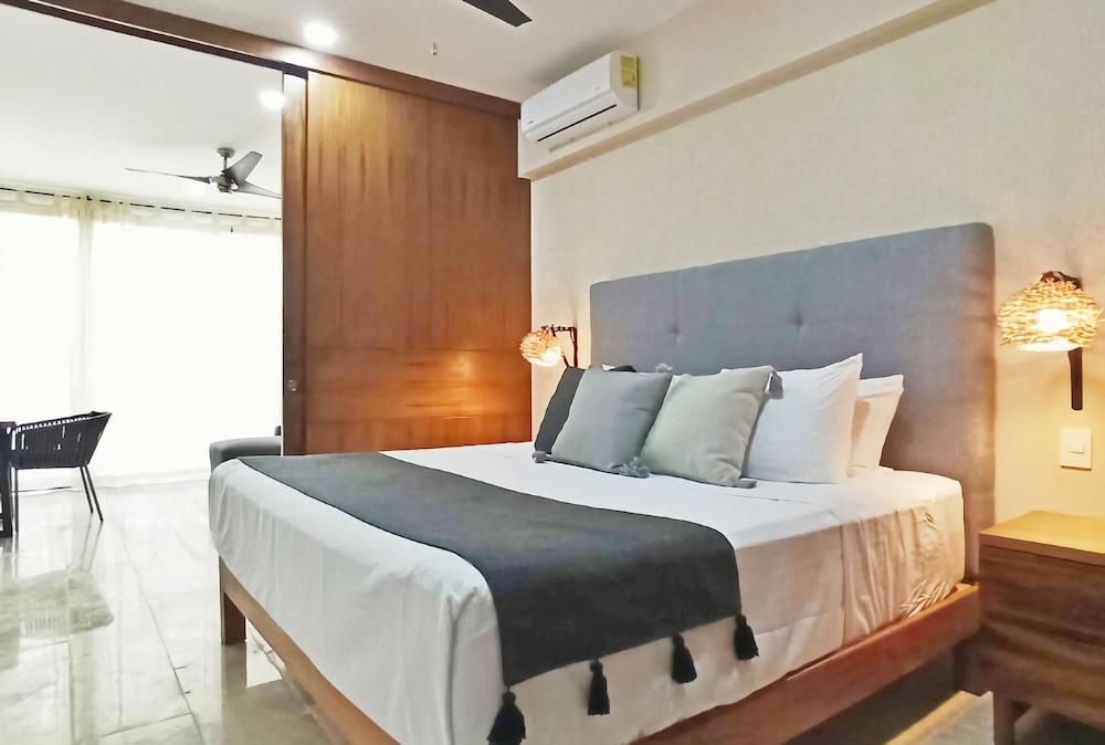 Apartment, 1 Bedroom, Pool View