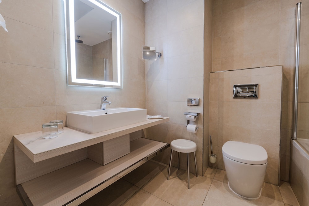 Family Suite, Garden View (Deluxe)
