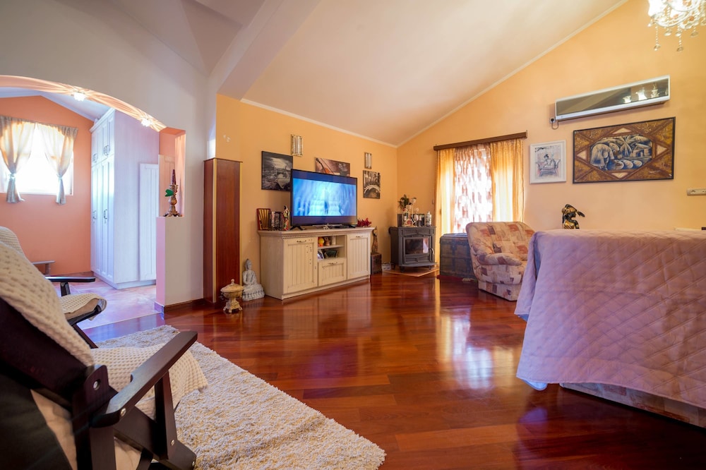 Comfort Apartment, 2 Bedrooms, Sea View (6)