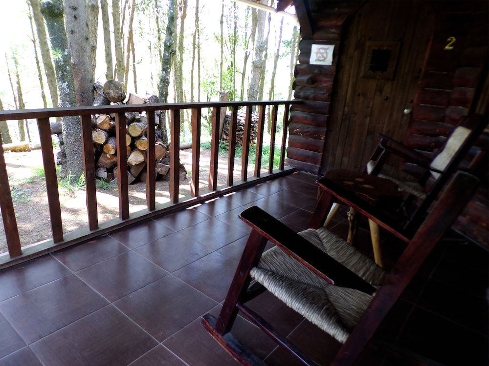 Family Cabin, 2 Bedrooms photo 2