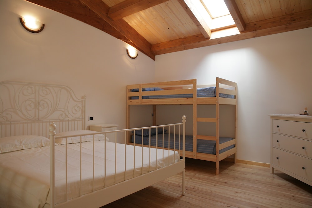 Apartment, 1 Bedroom, Terrace, Garden View photo 2