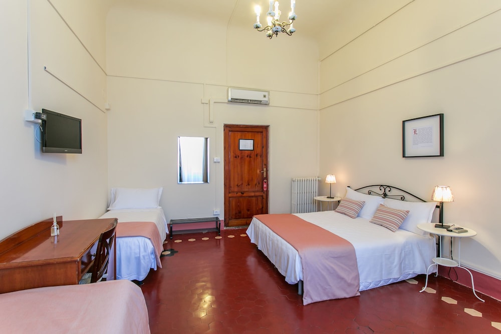 Comfort Quadruple Room photo 1