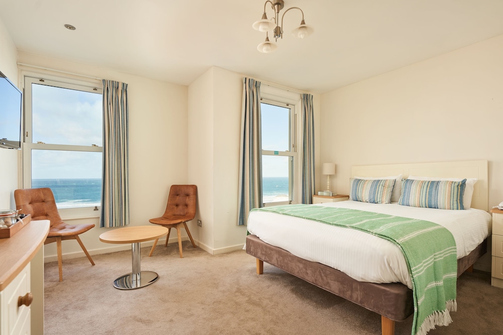 Premium Room, Partial Sea View photo 3