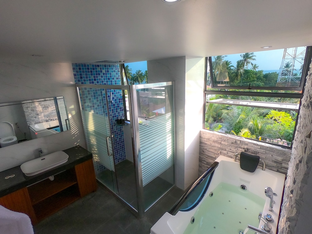 Junior Studio Suite - Photo 12