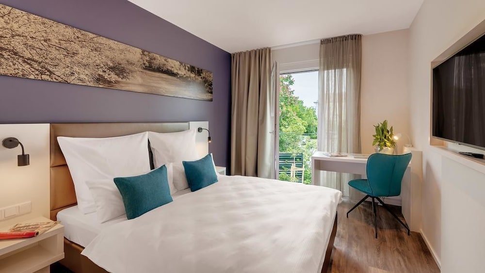 Deluxe Double Room, 1 Queen Bed photo 1