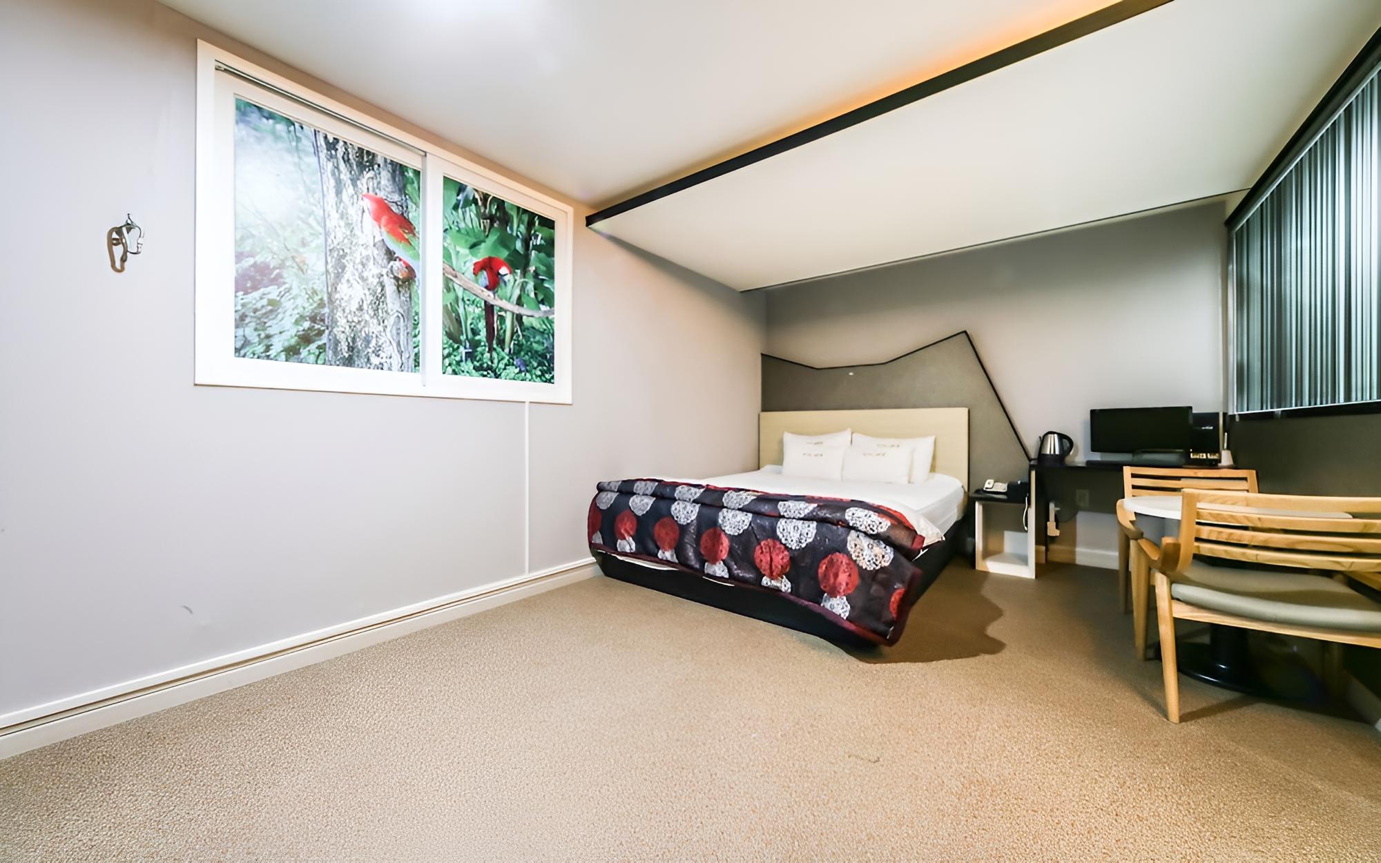 Room (Semi-special room (styler available))