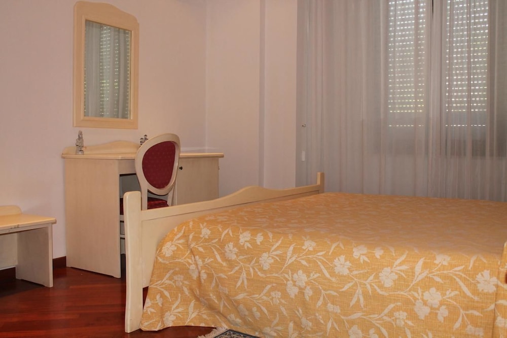 Double Room, Mountain View