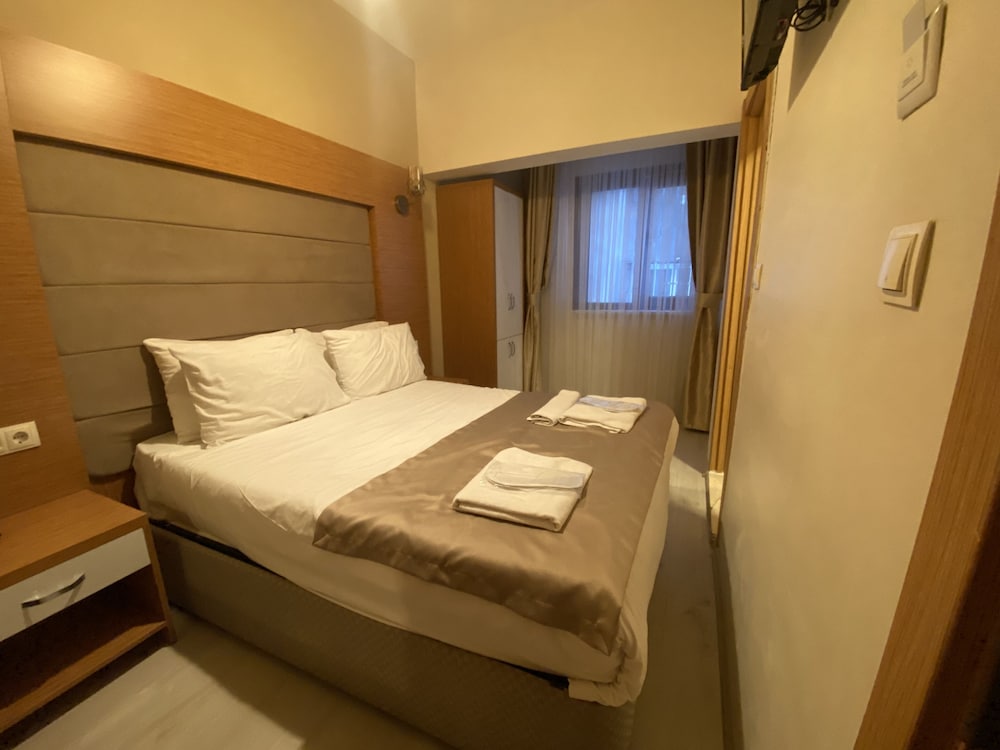 Standard Room photo 2