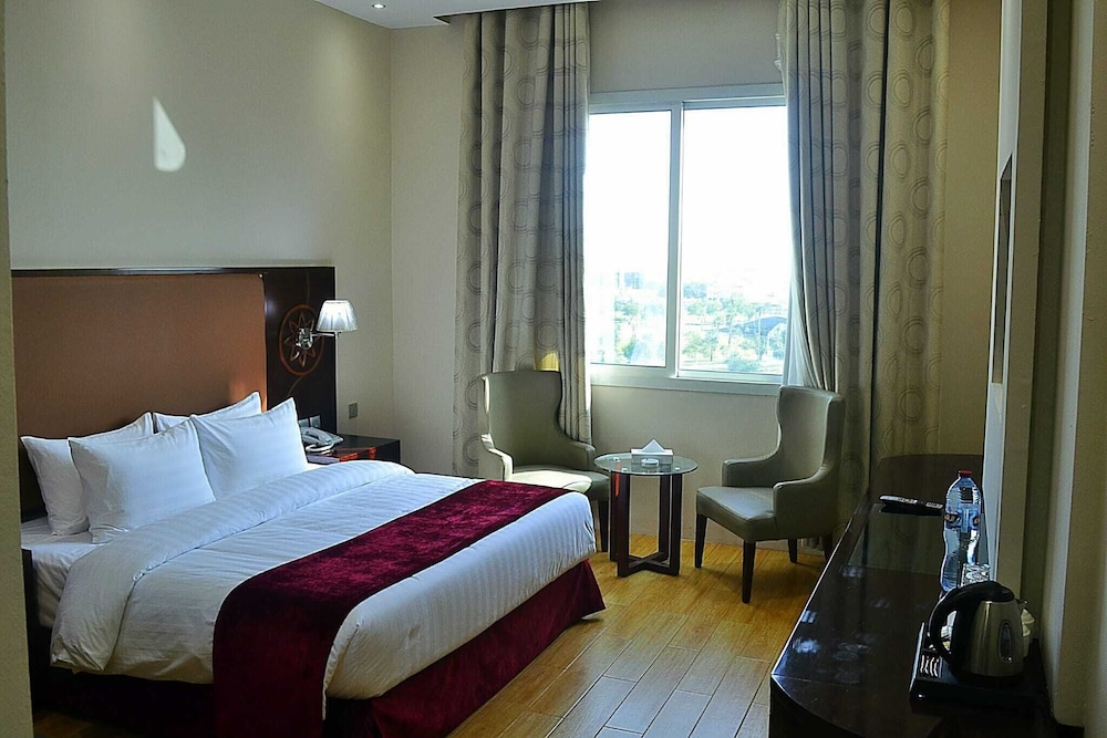 Deluxe Double Room, 1 King Bed, Park View